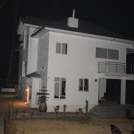 Sahil Lake View Srinagar  Exterior photo