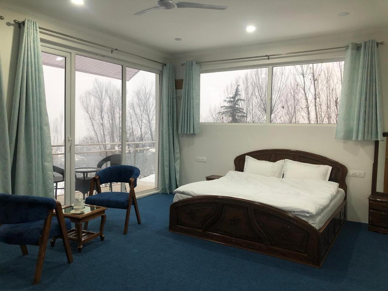 Sahil Lake View Srinagar  Exterior photo