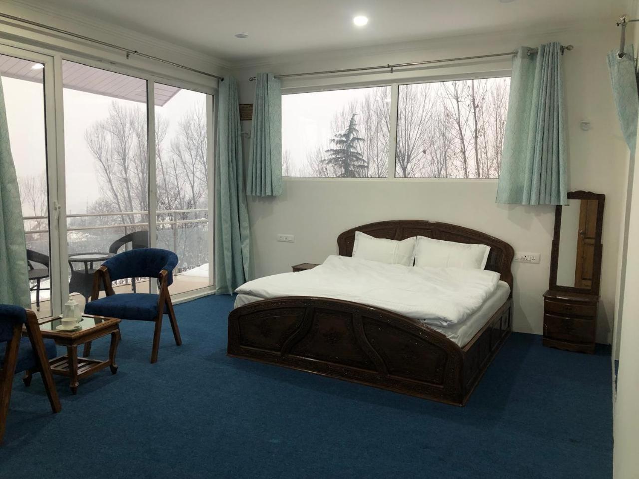 Sahil Lake View Srinagar  Exterior photo